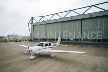 Motorflugzeug SR22 G2 GTS des Herstellers Cirrus